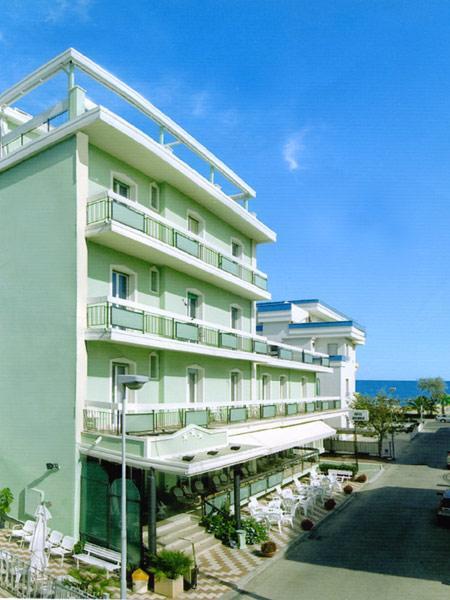 Hotel Dolores Римини Экстерьер фото