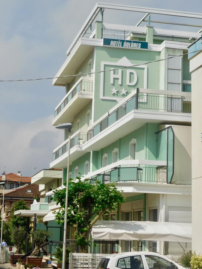 Hotel Dolores Римини Экстерьер фото